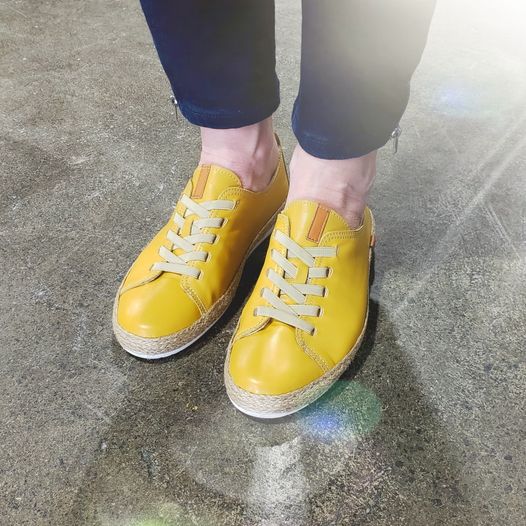 Women's RIMINI Sneaker in Yellow Leather